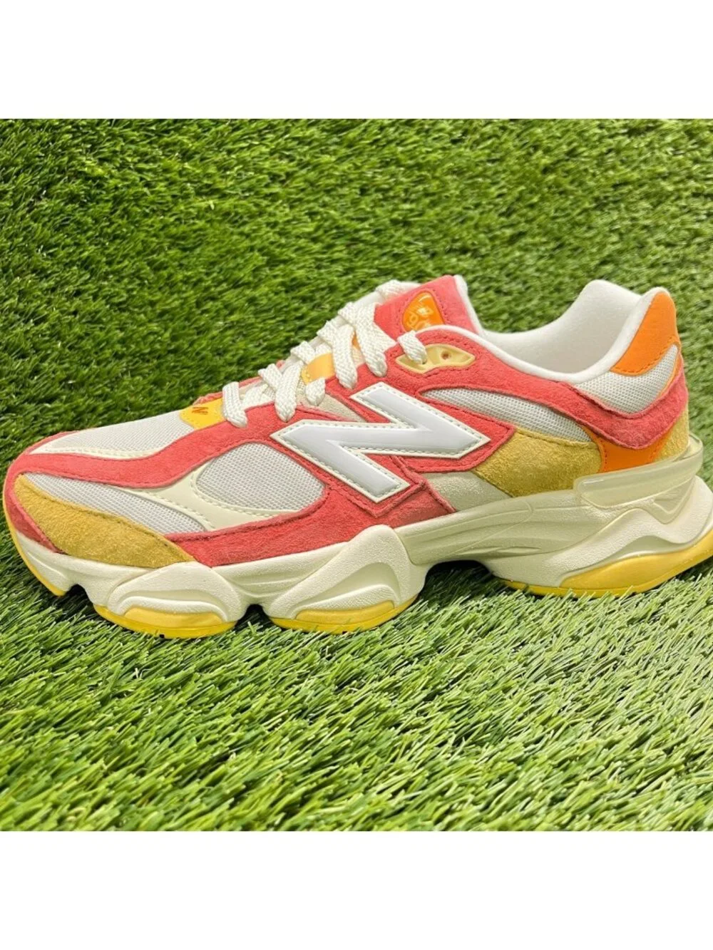 New Balance 9060 Fluorescent Mens Size 9.5 White Orange Running Shoes Sneakers